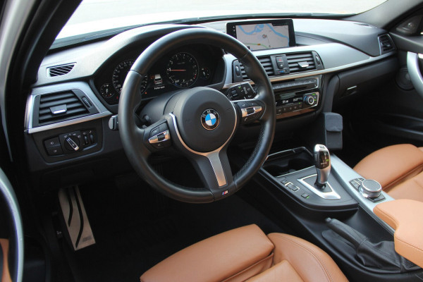 BMW 3 Serie Touring 318i M Sport Edition