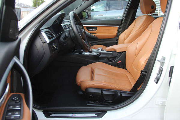 BMW 3 Serie Touring 318i M Sport Edition