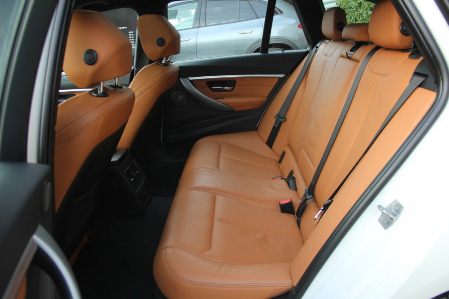 BMW 3 Serie Touring 318i M Sport Edition