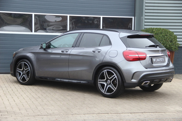 Mercedes-Benz GLA 200 AMG Line