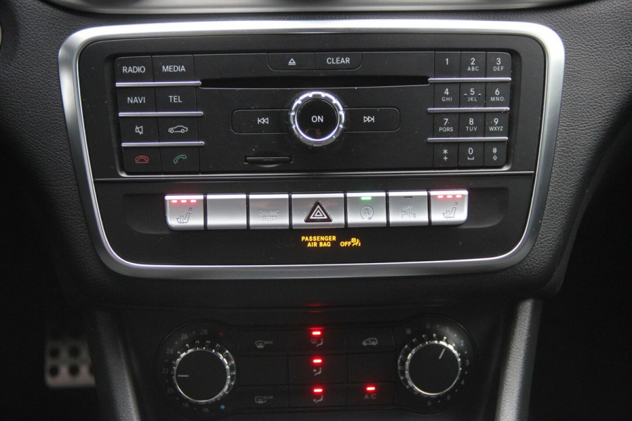 Mercedes-Benz GLA 200 AMG Line