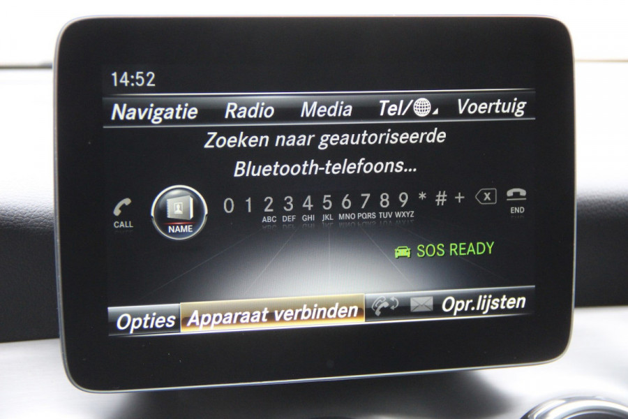 Mercedes-Benz GLA 200 AMG Line