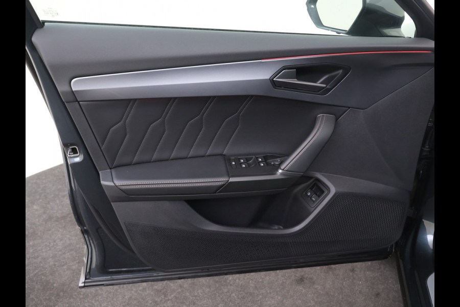 CUPRA Formentor 1.4 e-Hybrid Plug-in VZ 245PK Performance | PANODAK | KEYLESS | CAMERA | WINTERPACK | ADAPTIVE CRUISE | ELEKTR. ACHTERKLEP |  Carselexy