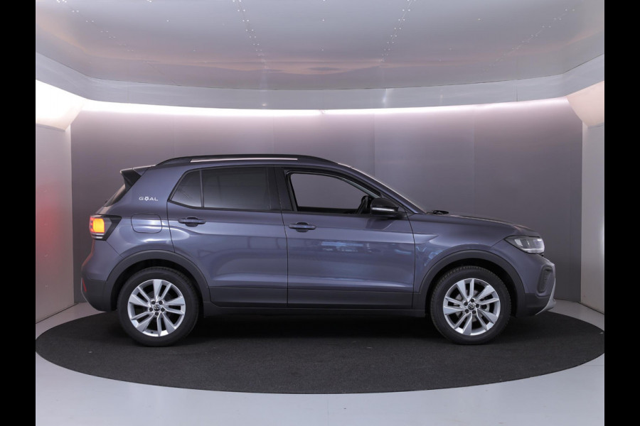 Volkswagen T-Cross 1.0 TSI Life Edition Goal 95PK | Navigatie | Parkeersensoren voor en achter | Stoelverwarming |