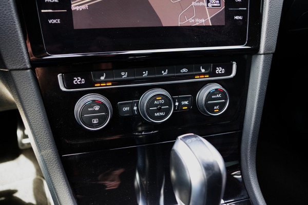 Volkswagen Golf 2.0 TSI GTI 245 PK Automaat Performance, Winterpakket, Digitale Cockpit, Carplay, Climate Control
