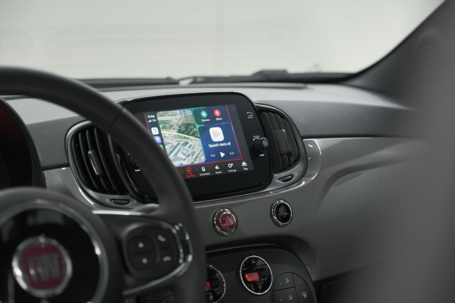 Fiat 500 1.0 Hybrid Dolcevita | Panoramadak | Apple Carplay | Parkeersensoren