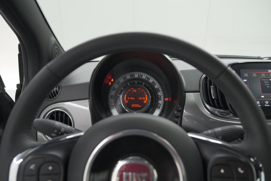 Fiat 500 1.0 Hybrid Dolcevita | Panoramadak | Apple Carplay | Parkeersensoren
