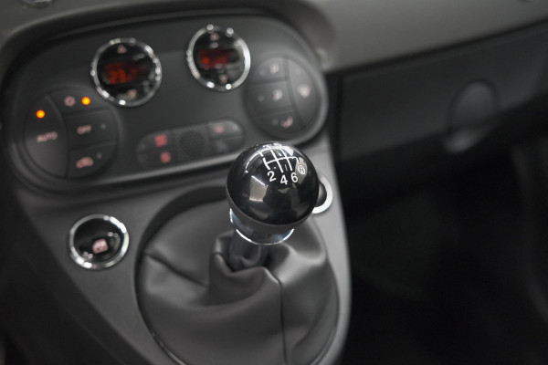 Fiat 500 1.0 Hybrid Dolcevita | Panoramadak | Apple Carplay | Parkeersensoren