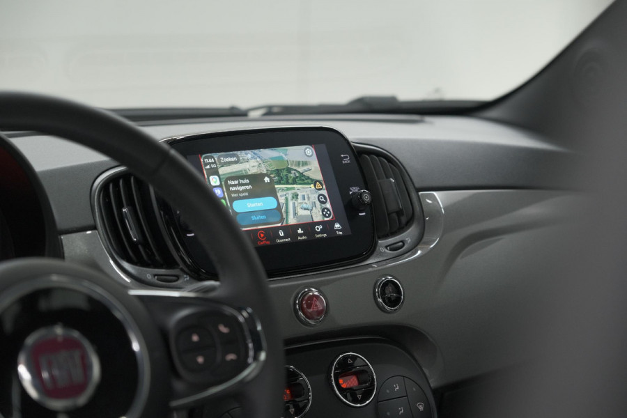 Fiat 500 1.0 Hybrid Dolcevita | Panoramadak | Apple Carplay | Parkeersensoren