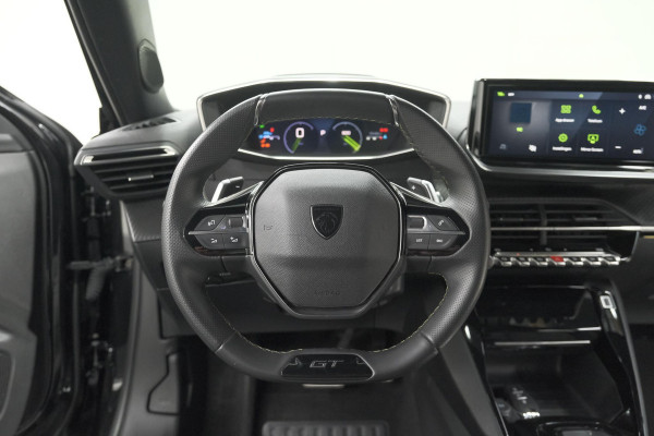 Peugeot 2008 PureTech 130 EAT8 GT | Camera | Apple Carplay | Parkeersensoren | 17 Inch Lichtmetalen Velgen