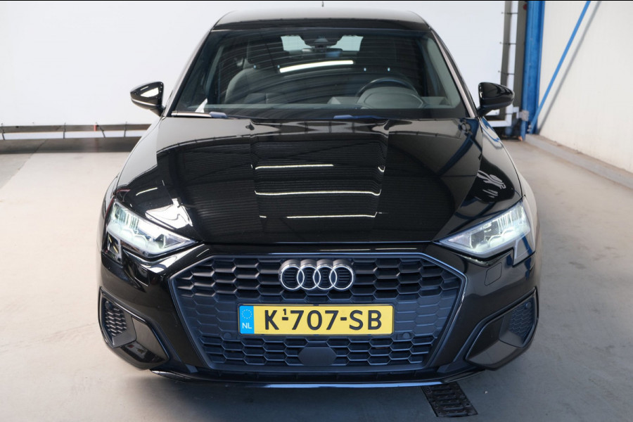 Audi A3 Sportback 35 TFSI Pro Line Automaat - N.A.P. Airco, Cruise, PDC, Carplay.