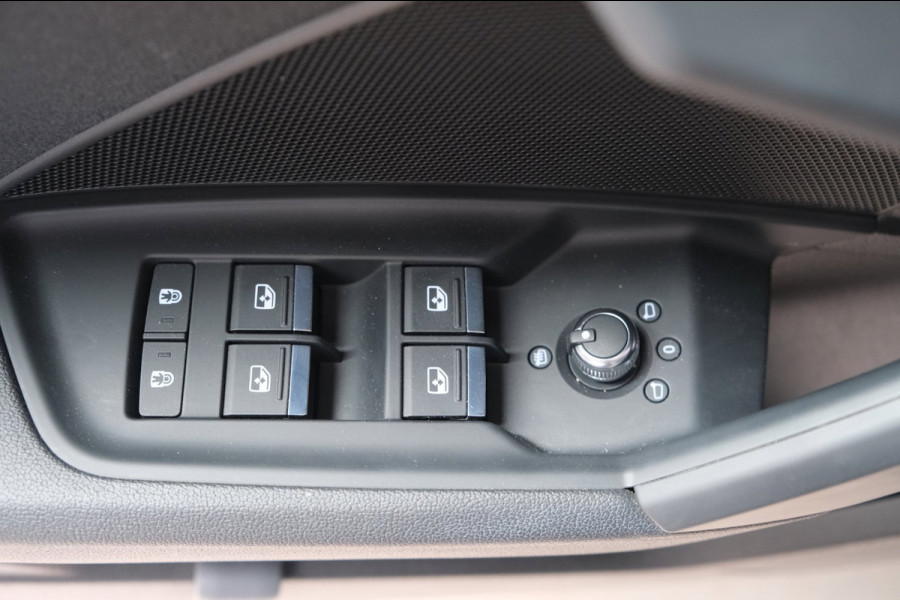 Audi A3 Sportback 35 TFSI Pro Line Automaat - N.A.P. Airco, Cruise, PDC, Carplay.