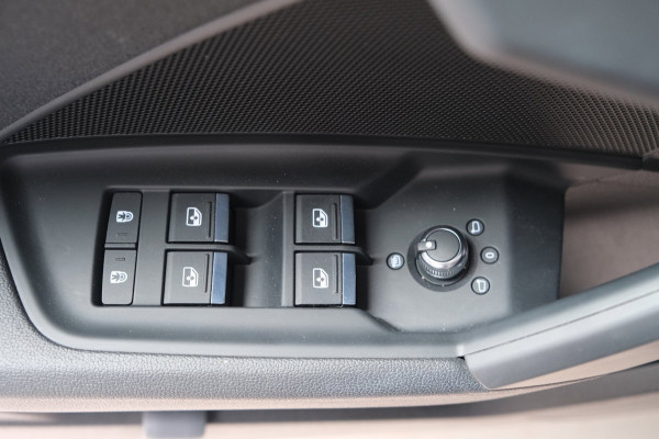 Audi A3 Sportback 35 TFSI Pro Line Automaat - N.A.P. Airco, Cruise, PDC, Carplay.