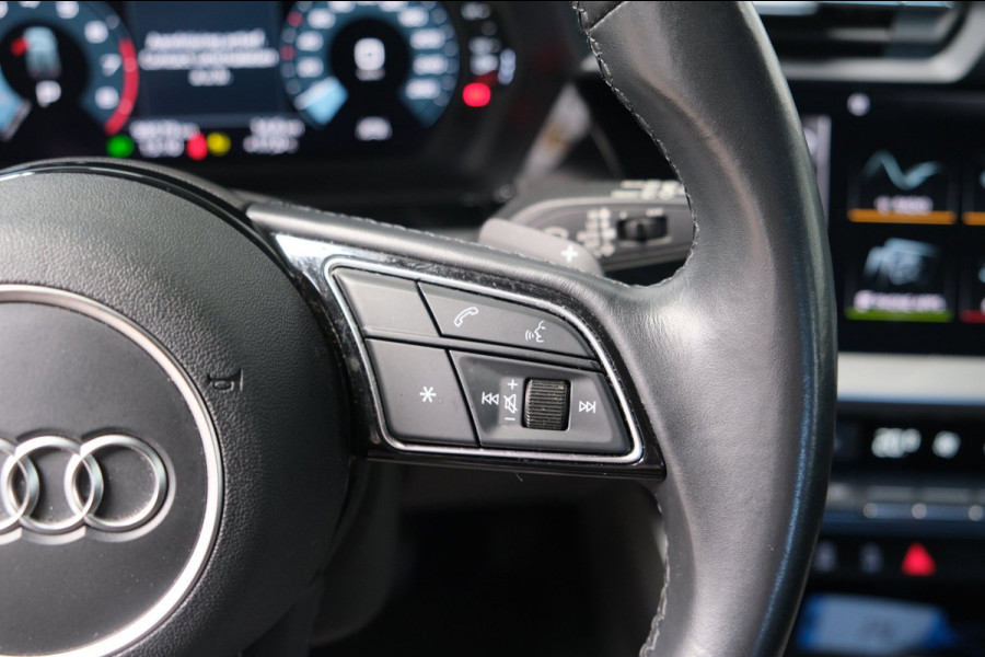 Audi A3 Sportback 35 TFSI Pro Line Automaat - N.A.P. Airco, Cruise, PDC, Carplay.
