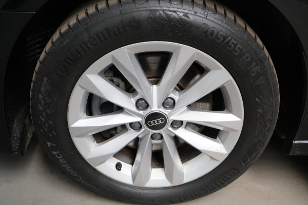 Audi A3 Sportback 35 TFSI Pro Line Automaat - N.A.P. Airco, Cruise, PDC, Carplay.
