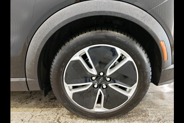 Ford Mustang Mach-E Standard RWD 73 kWh | 55.000 KM | Technology Pack | Bang & Olufsen | Panorama Dak |