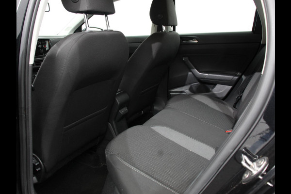 Volkswagen Polo 1.0 TSI Life Navigatie  Digitale Cockpit  Airco  Parkeer sensoren V+A LED  Lichtmetalen Velgen  Bluetooth  Limitter