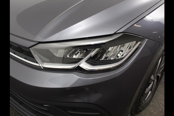 Volkswagen Polo 1.0 TSI 70kW DSG Life Edition Navigatie Apple Carplay/Android Auto Camera Airco Lichtmetalen Velgen Extra Getint Glas