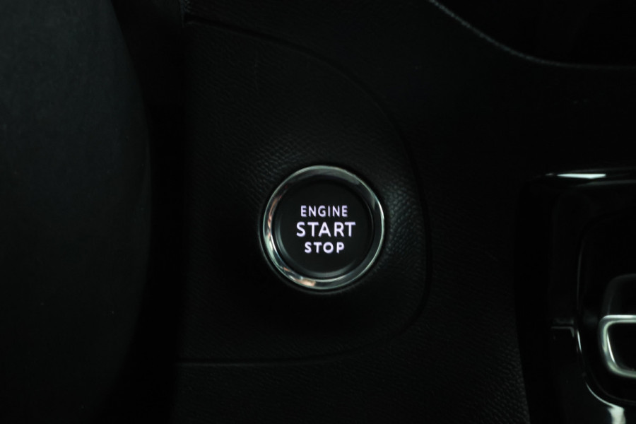 Opel Mokka 1.2 Turbo Ultimate Navigatie, Apple carplay, Leer, Massage, Airco