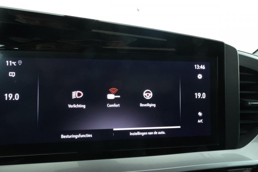 Opel Mokka 1.2 Turbo Ultimate Navigatie, Apple carplay, Leer, Massage, Airco