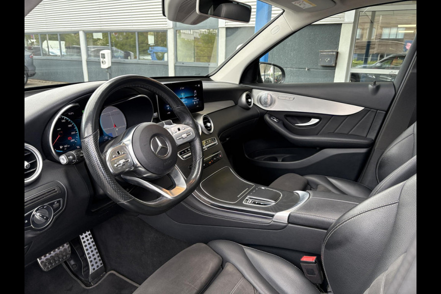 Mercedes-Benz GLC 300e 4MATIC AMG Line 320pk | PHEV | Panoramadak | Burmester Audio | Stoelverwarming | Achteruitrijcamera | 360 Camera | Dealeronderhouden