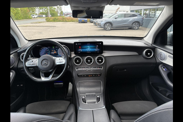 Mercedes-Benz GLC 300e 4MATIC AMG Line 320pk | PHEV | Panoramadak | Burmester Audio | Stoelverwarming | Achteruitrijcamera | 360 Camera | Dealeronderhouden