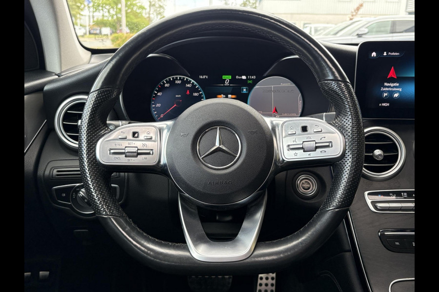 Mercedes-Benz GLC 300e 4MATIC AMG Line 320pk | PHEV | Panoramadak | Burmester Audio | Stoelverwarming | Achteruitrijcamera | 360 Camera | Dealeronderhouden
