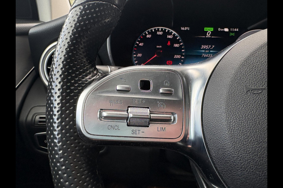 Mercedes-Benz GLC 300e 4MATIC AMG Line 320pk | PHEV | Panoramadak | Burmester Audio | Stoelverwarming | Achteruitrijcamera | 360 Camera | Dealeronderhouden