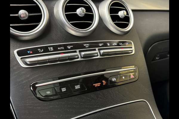 Mercedes-Benz GLC 300e 4MATIC AMG Line 320pk | PHEV | Panoramadak | Burmester Audio | Stoelverwarming | Achteruitrijcamera | 360 Camera | Dealeronderhouden