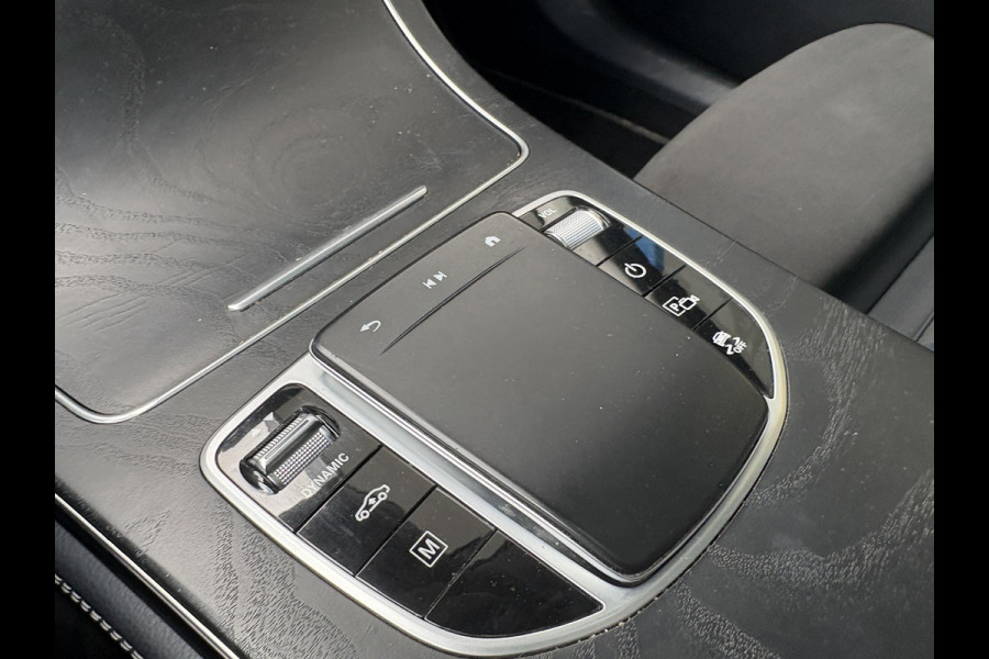 Mercedes-Benz GLC 300e 4MATIC AMG Line 320pk | PHEV | Panoramadak | Burmester Audio | Stoelverwarming | Achteruitrijcamera | 360 Camera | Dealeronderhouden