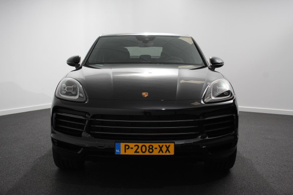 Porsche Cayenne Coupé 3.0 E-Hybrid Platinum Edition Luchtvering Leder Panoramadak Camera Navigatie Elektrisch bedienbare achterklep Apple Carplay/ Android  Lichtmetalen velgen Cruise control Sfeerlichting