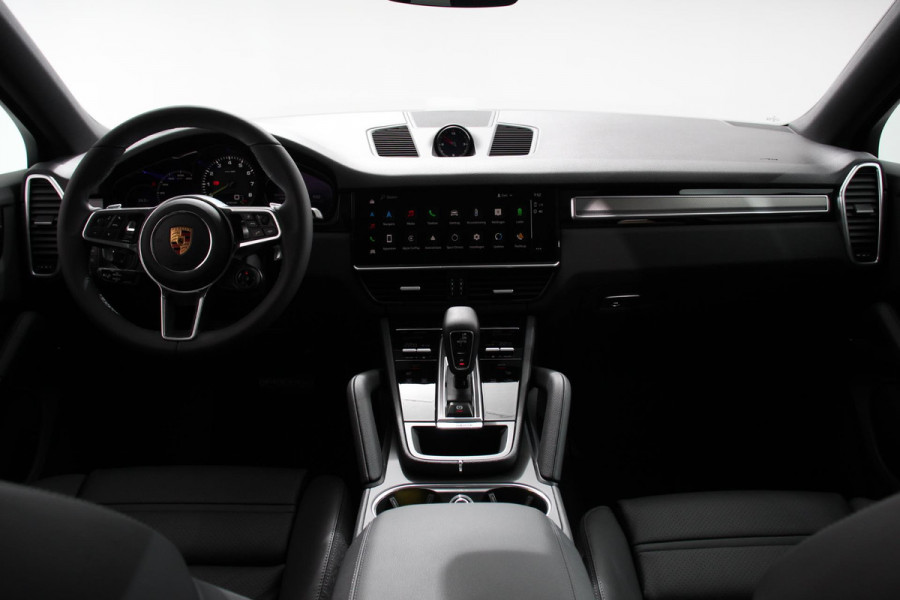 Porsche Cayenne Coupé 3.0 E-Hybrid Platinum Edition Luchtvering Leder Panoramadak Camera Navigatie Elektrisch bedienbare achterklep Apple Carplay/ Android  Lichtmetalen velgen Cruise control Sfeerlichting
