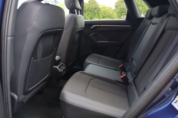 Audi Q3 35 TFSI 3x S Line / PANODAK / CARPLAY / SFEERVERL. / ELEK. STOEL
