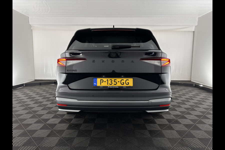 Škoda ENYAQ iV 60 [ 3-Fase-11kW ] {SOH-88%} (INCL-BTW) *LEATHER-FABRIC | FULL-LED | DIGI-COCKPIT | CAMERA | KEYLESS | NAVI-FULLMAP | AMBIENTLIGHT | ECC | HEATED-COMFORTSEATS | PRIVACY-GLASS | DAB+ | PDC | CRUISE | 19"ALU*