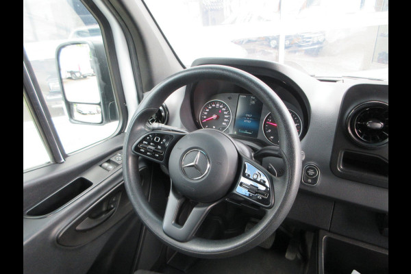 Mercedes-Benz Sprinter 215cdi, L2H2, Automaat, Airco, Camera, Navigatie, 3-Zits, Trekhaak.