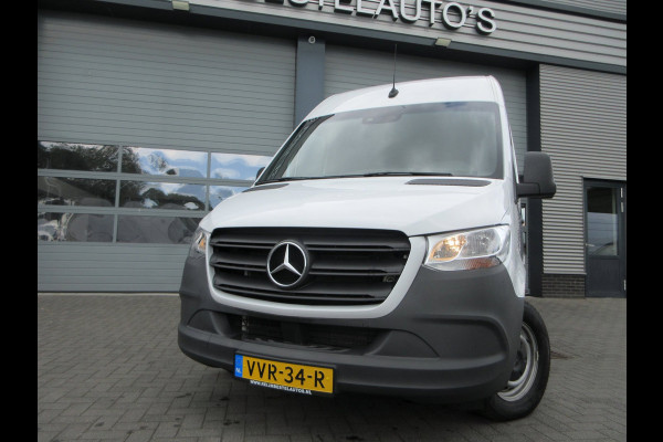 Mercedes-Benz Sprinter 215cdi, L2H2, Automaat, Airco, Camera, Navigatie, 3-Zits, Trekhaak.