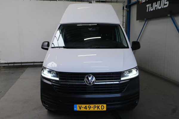 Volkswagen Transporter 2.0 TDI L2H2 30 - Airco, Cruise, PDC, Carplay, Inrichting, Trekhaak.