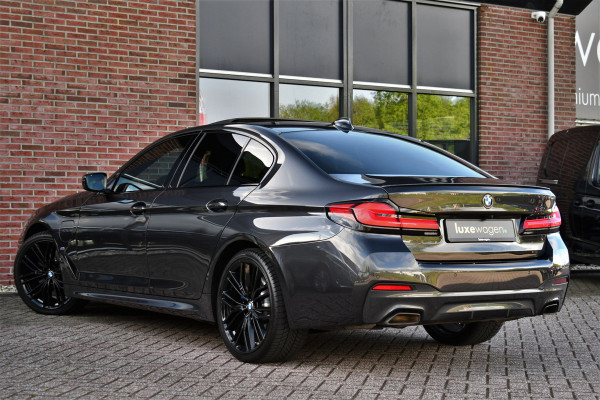 BMW 5 Serie 545e xDrive M-Sport Pano Comfseat HUD ACC H/K 360 Laser