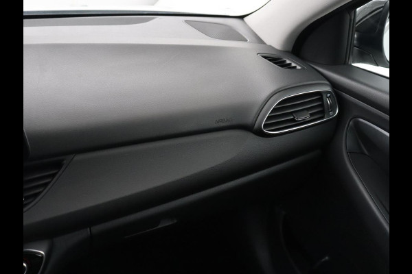 Hyundai i30 Fastback 1.0 T-GDI Premium | Carplay | Half leder | Full LED | Navigatie | Keyless | Climate control | Camera | Bluetooth | Cruise control | Parkeerhulp