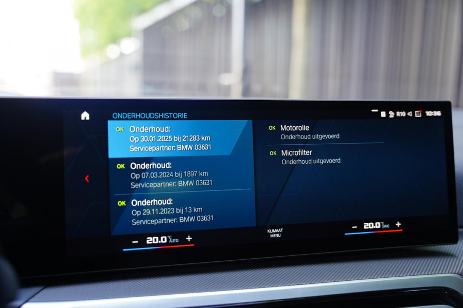 BMW M4 Competition / X-Drive / R44 Sportuitlaat / Carbon