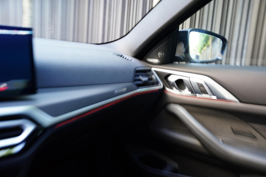 BMW M4 Competition / X-Drive / R44 Sportuitlaat / Carbon