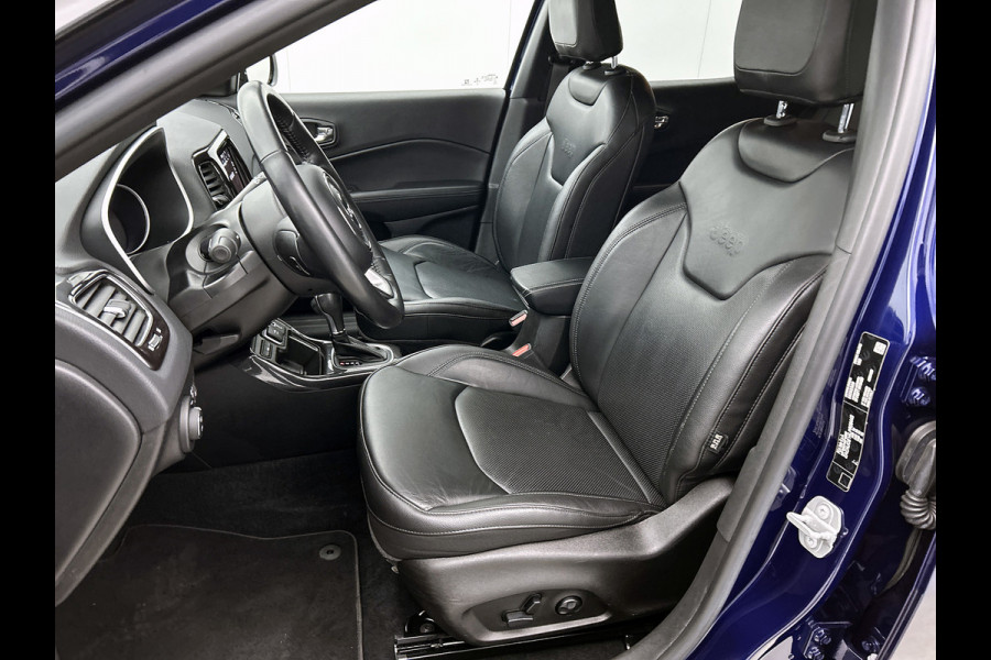 Jeep Compass 1.3T S (Perfect OnderH, Trekhaak, Camera, Stoel/Stuur VerW, Lane assist, Navi, Etc)
