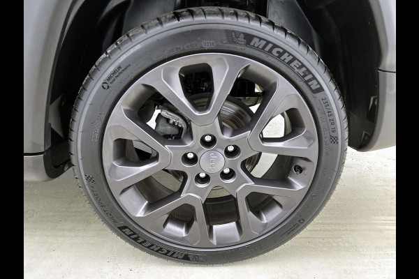 Jeep Compass 1.3T S (Perfect OnderH, Trekhaak, Camera, Stoel/Stuur VerW, Lane assist, Navi, Etc)