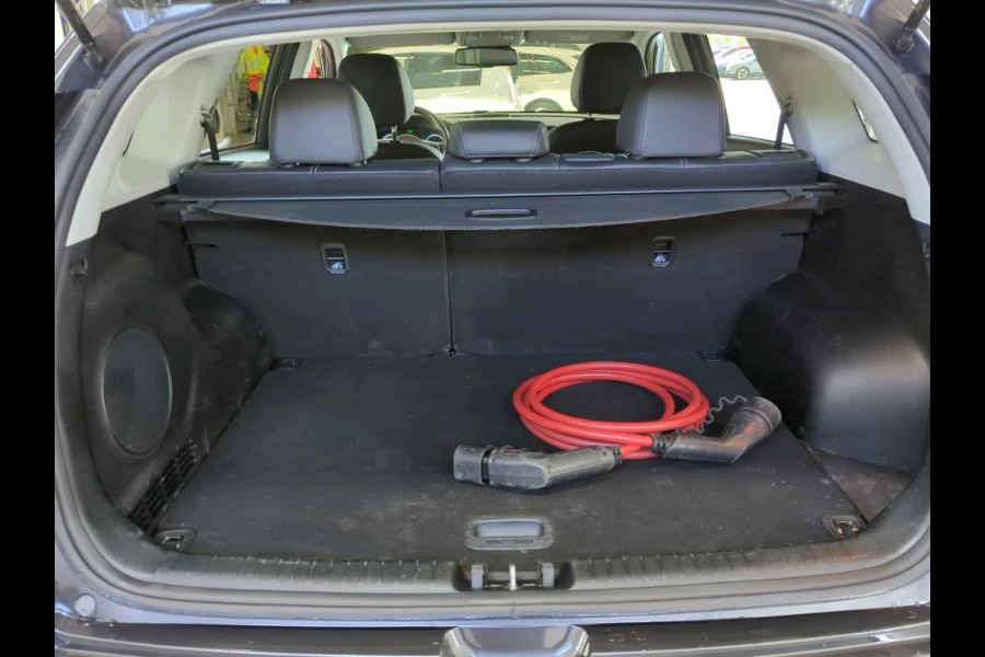 Kia e-Niro ExecutiveLine 64 kWh NL-AUTO | LEDER | STOELVER/KOELING