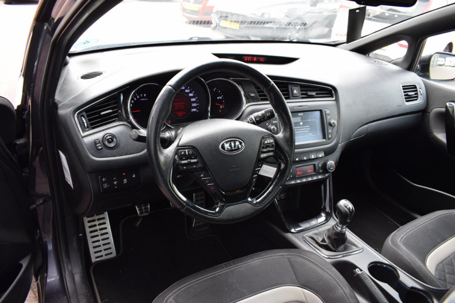 Kia cee'd Sportswagon 1.0 T-GDi GT-Line Summer Edition | Apple CarPlay | Pano | Stuur- en Stoelverwarming