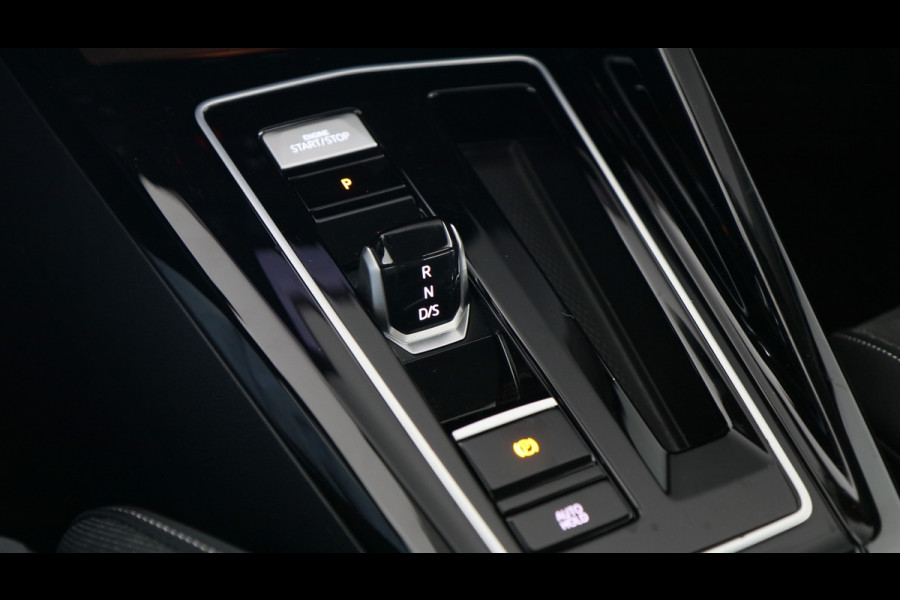 Volkswagen Golf 1.5 eHybrid 204pk DSG Style Ed. | Matrix-LED | Android/Carplay | Stoel/Stuurverw. | 18"Lm