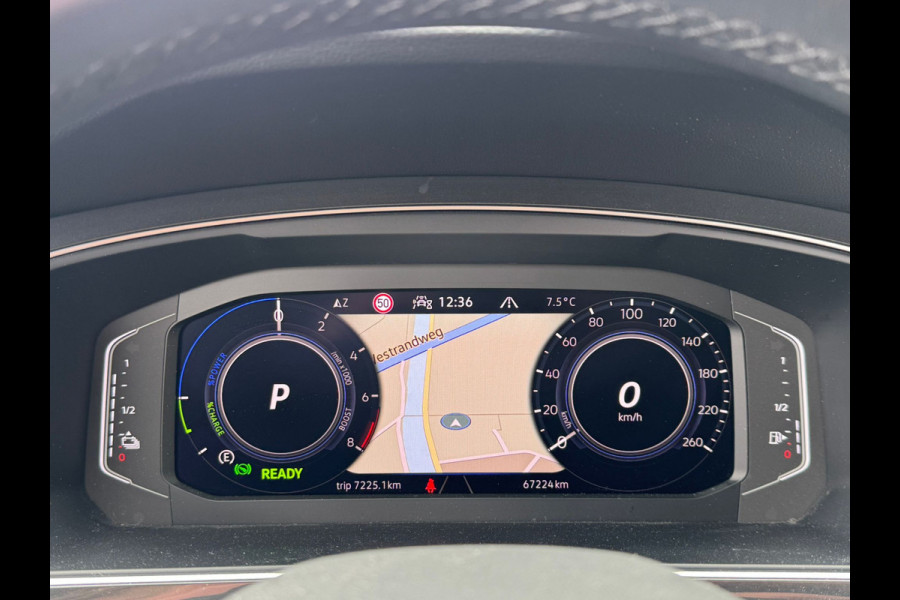 Volkswagen Tiguan TSI 245PK HYBRIDE DSG LIFE TREKHAAK/NAVI/VIRTUAL/SFEERVERL.
