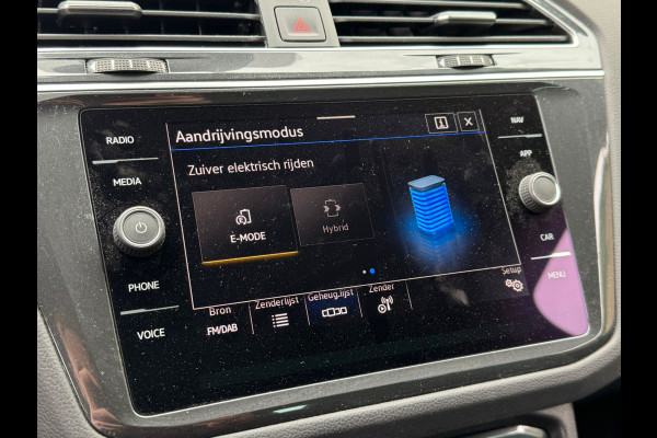 Volkswagen Tiguan TSI 245PK HYBRIDE DSG LIFE TREKHAAK/NAVI/VIRTUAL/SFEERVERL.