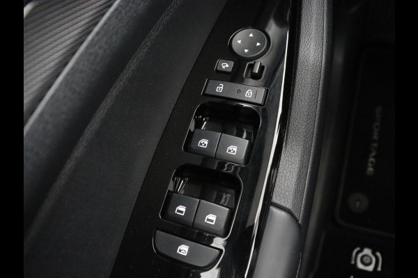 Kia Sportage 1.6 T-GDi Plug-in Hybrid AWD DynamicLine | SOH 97,2% | Camera | Carplay | Adaptive cruise | Navigatie | 19'' | Full LED | Climate control | PHEV