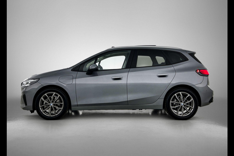BMW 2 Serie Active Tourer Plug-In Hybrid 225e xDrive PANORAMADAK | MEM. STOEL | 360° CAMERA | HEAD-UP